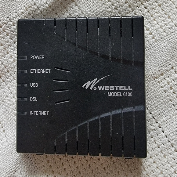 WESTELL 6100 E90-610015-06 DSL Internet Router -AC Power - Picture 2 of 9